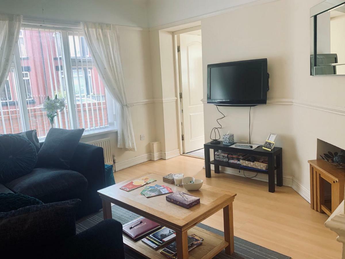 Be My Guest Liverpool - Ground Floor Apartment With Parking Exteriör bild